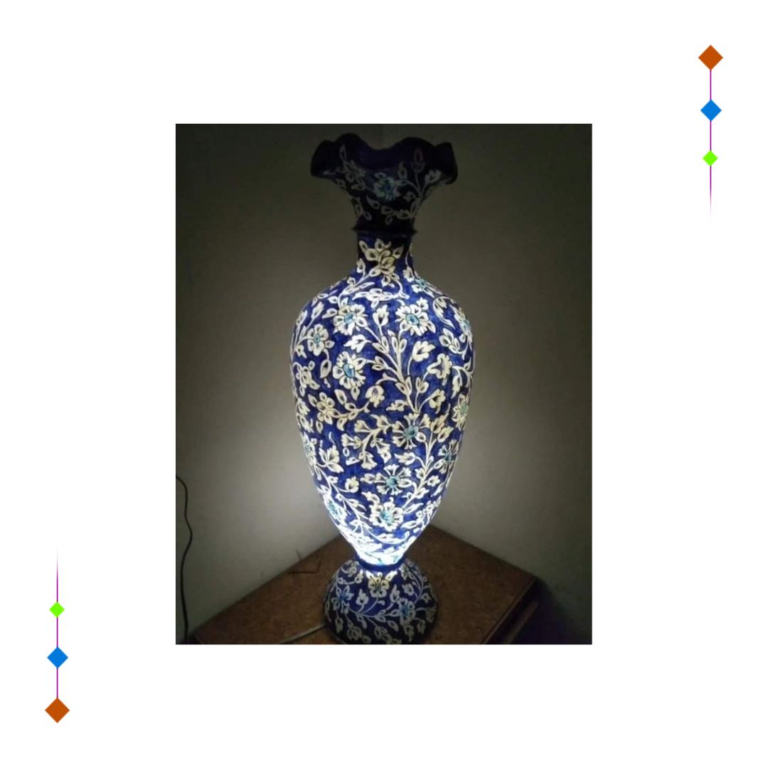 Blue Camel Skin Vase Lamp
