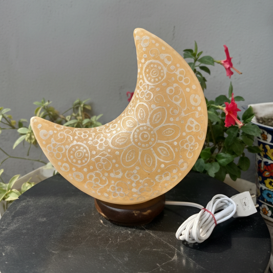 White Moon Heritage Lamp